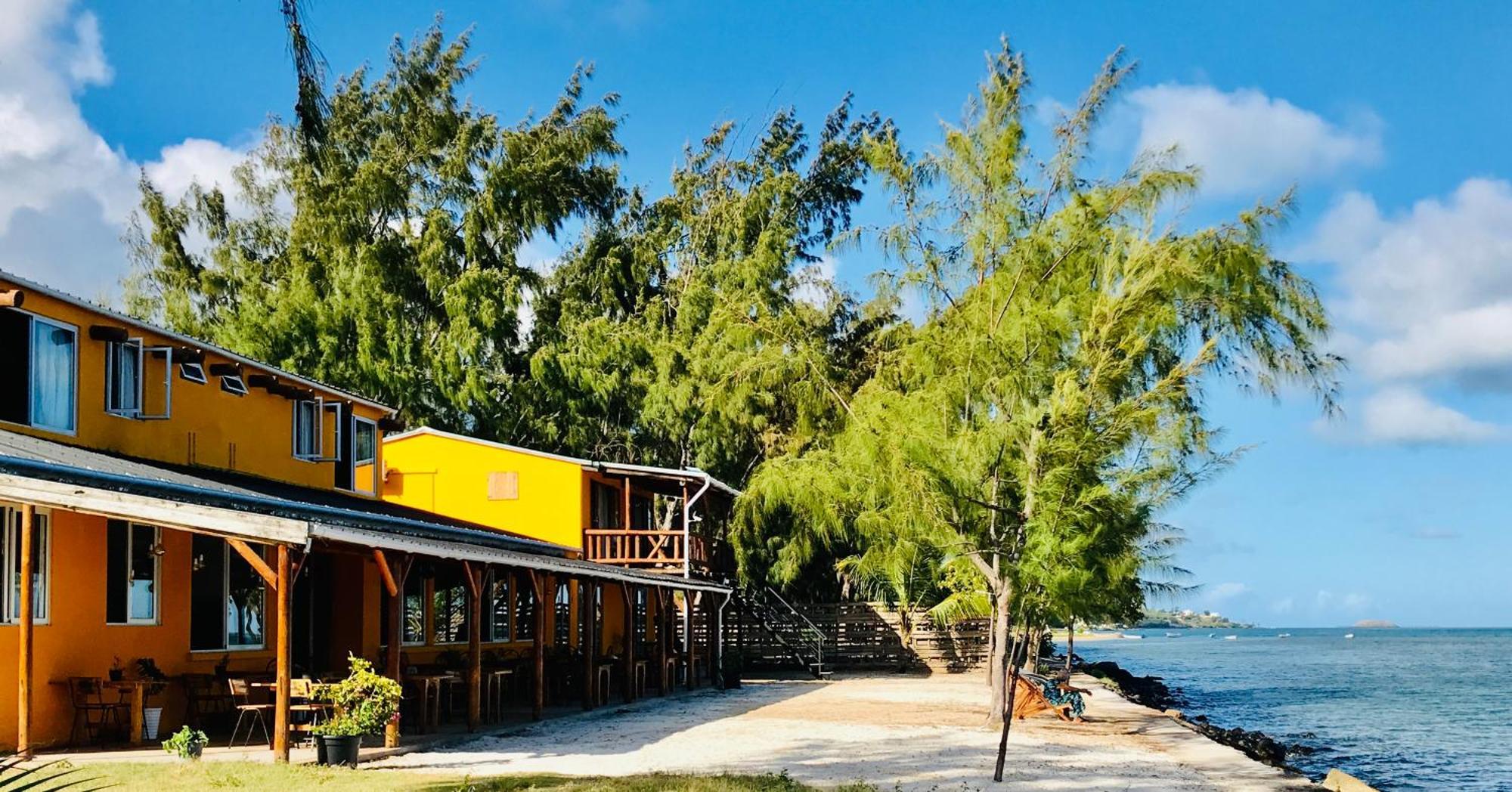 Bon Vivant Front De Mer - Ile Rodrigues Port Mathurin Exterior photo
